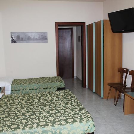 Albergo Napoleone SantʼAmbrogio di Valpolicella Dış mekan fotoğraf
