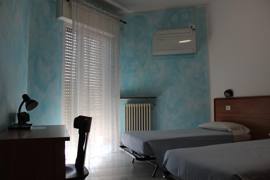 Albergo Napoleone SantʼAmbrogio di Valpolicella Oda fotoğraf