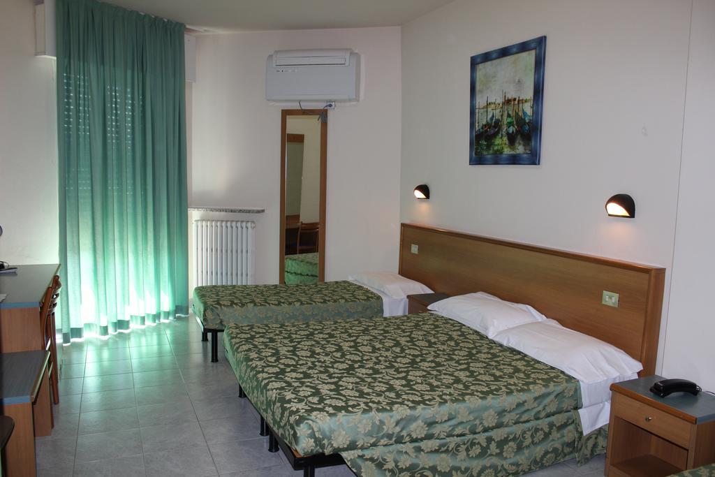 Albergo Napoleone SantʼAmbrogio di Valpolicella Dış mekan fotoğraf