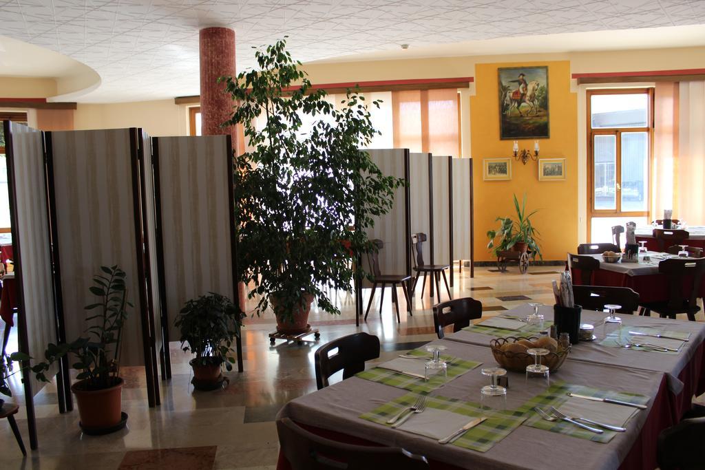 Albergo Napoleone SantʼAmbrogio di Valpolicella Dış mekan fotoğraf